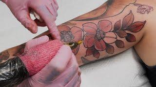 Tattoo Tutorial - How to tattoo neotraditional flowers