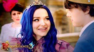 Mals Darkness   Teaser  Descendants 3