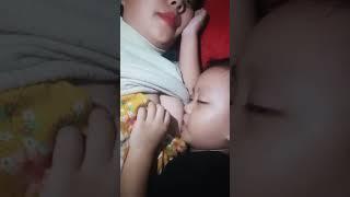 my baby boy breastfeeding gak terasa makin aktif dan pinter