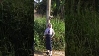 TIKTOK JILBAB ESEMPEH GUNUNG GEDE