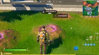  FORTNITE  Ariana Grande Stage 2 of 5 - Study the Caretakers footprints