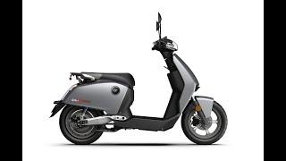 Vmoto CUx Pro 2.3kw Electric Moped vs a de-restricted Horwin EK1 Static Review - 4k - Green-Mopeds