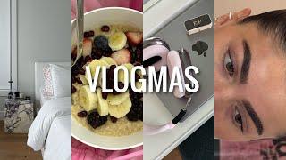 VLOGMAS DAY 11 Bianca does my makeup 12330 dinner + more