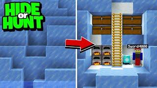 Secret ICE MOUNTAIN Base in Minecraft Hide Or Hunt