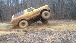 Wheelie Bronco 44 Boggers Deep Mud and Slick hills