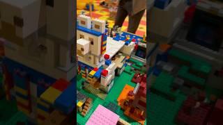 ЛЕГО ДЕРЕВНЯ ЛАМ ИЛИ КАКОЙ МИР МАЙНКРАФТ МЫ ПОСТРОИЛИ? #lego #shorts