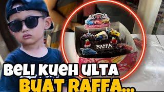 RAFFA SENENG BANGET DIBELIIN KUE