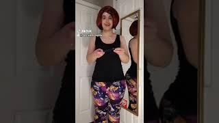 Suiting up with Mrs Incredible - Another Cheesy Cosplay Video