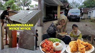 Alhamdulillah Gajian YouTube NYICIL BELANJA Isian Rumah    Lanjut Makan Sore Ayam Geprek D TOP