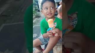 Omang YUCAN dan kakak Ade maem ice cream #funny #viralshort #viral #video #funnyvideo #facebook