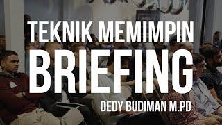 Memimpin Briefing