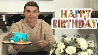 CRISTIANO RONALDO CELEBRATES TURNING 33 WITH UNDERWATER THEMED BIRTHDAY CAKE