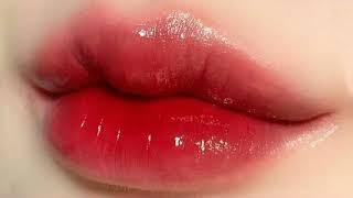 heart shaped lips subliminal