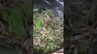 꽈리고추 멸치볶음. Stir fried Baby Anchovies with Shishito