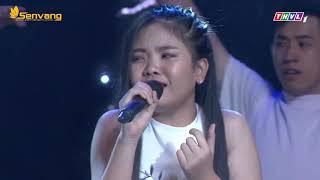Hòa Minzy khoe giọng live  như nuốt đĩa  Con Cò   bên 2 học trò nhí