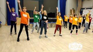 Лучшие среди начинающих танцоров в Красногорске - Joyful Dance School