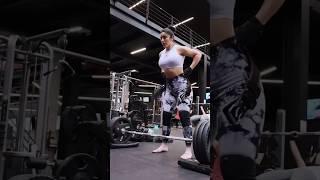 Fit Girl Deadlift Motivation #fitgirl #weightlifting