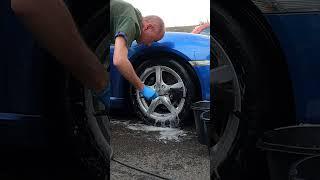 Day 883  Porsche CAYMAN wheel clean