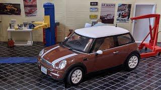 New MINI Cooper - How to build the 124 Fujimi Model kit