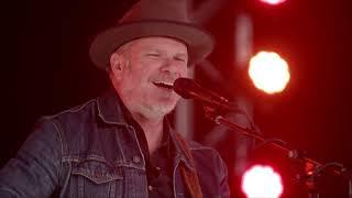 Jason Eady Burn It Down LIVE on The Texas Music Scene