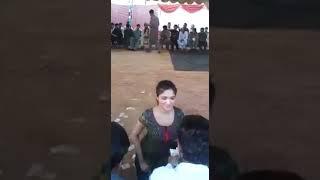 Desi Mujra Dance.. دیسی مجرا ڈانس Local made.. Hot girl