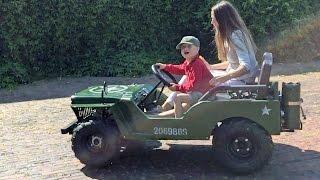 CHILDREN Motor JEEP  Worlds youngest Chauffeur 3 drives sexy Mom around