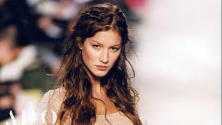 Gisele Bündchen  Runway Throwback