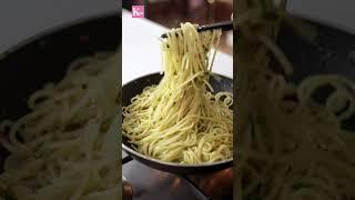 Spaghetti Aglio E Olio  Noodles Recipe  Kunal Kapur Recipes  #Shorts #TrendingRecipe