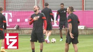 Franck Ribéry Erst Lachanfall dann Schlagabtausch - FC Bayern vs. AS Rom Abschlusstraining