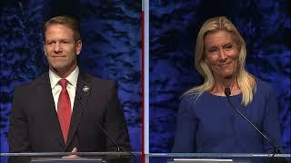 Jacksonville mayoral candidates Daniel Davis & Donna Deegan debate at UNF  Action News Jax
