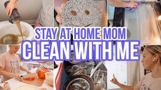 STAY AT HOME MOM CLEAN WITH ME  CLEANING MOTIVATION  BECKY MOSS 