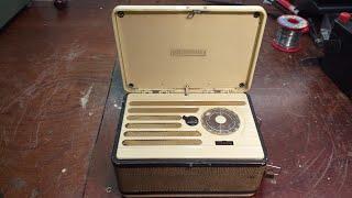 Portable valve radio. Marconiphone P20B.