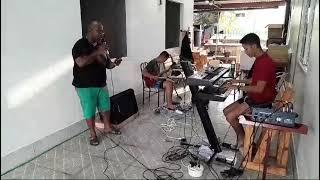 Mama -by Brain Bijhout  cover