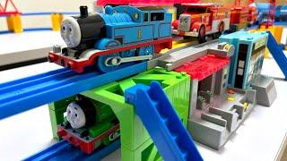 Plarail Thomas the Tank Engine  4 stations and 2-level course