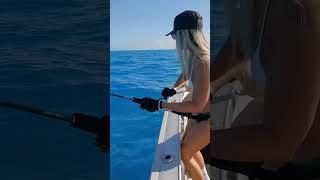 women big fishing beuty