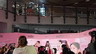 Max Nat @ Mille Whitening Rose Peptide 9 Complex - Siam Square One 【4K 60FPS】