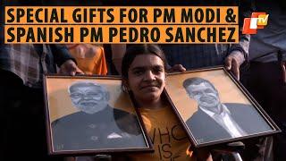 Specially-Abled Girl Presents Portraits Of PM Modi & PM Pedro Sánchez During Roadshow  Gujarat