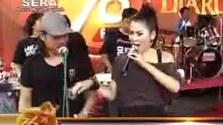 Dangdut Koplo Hot Jarang Pulang Nasa Aqila Sera Live 2014