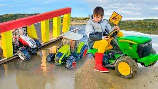 Tractors stuck in mud Darius came to save people first Kidscoco Club