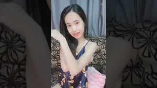 bigo live abg pamer paha mulus hot N cd putih