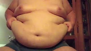 Belly play at 156kg bevore and after bloating belly play