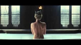 HD720p Queen Ravenna_Milk Bath Scene - Snow White And The Huntsman