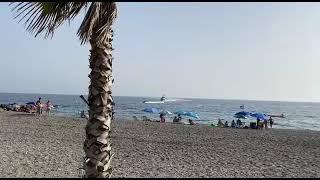 Dos traficantes irrumpen en la playa de la Melicena en Granada