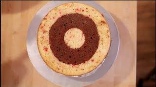 Fast Cake Decorating Hack - How To Make a Checkerboard Cake