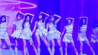 IVE 아이브 @ Accor Arena in Paris - Blue Blood  Fancam