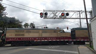 NVRR 5076 Napa Wine Train North - Lincoln Ave. Railroad Crossing Napa CA