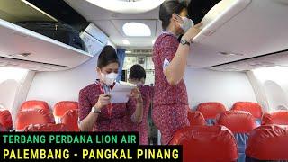 Terbang Perdana Lion Air Palembang - Pangkal Pinang Intip Persiapan dalam Pesawat Sebelum Boarding