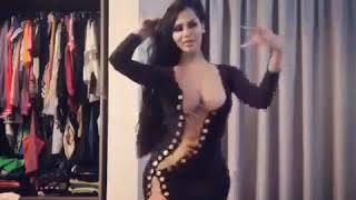 Busty Arab Dance اجمل جسد رقص بنت عربي لمدة 30 ثانية