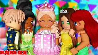THROWING MY DAUGHTER A *PRINCESS* THEMED BIRTHDAY PARTY   Bloxburg Roleplay  Roblox