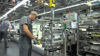 Porsche Zuffenhausen plant  AutoMotoTV